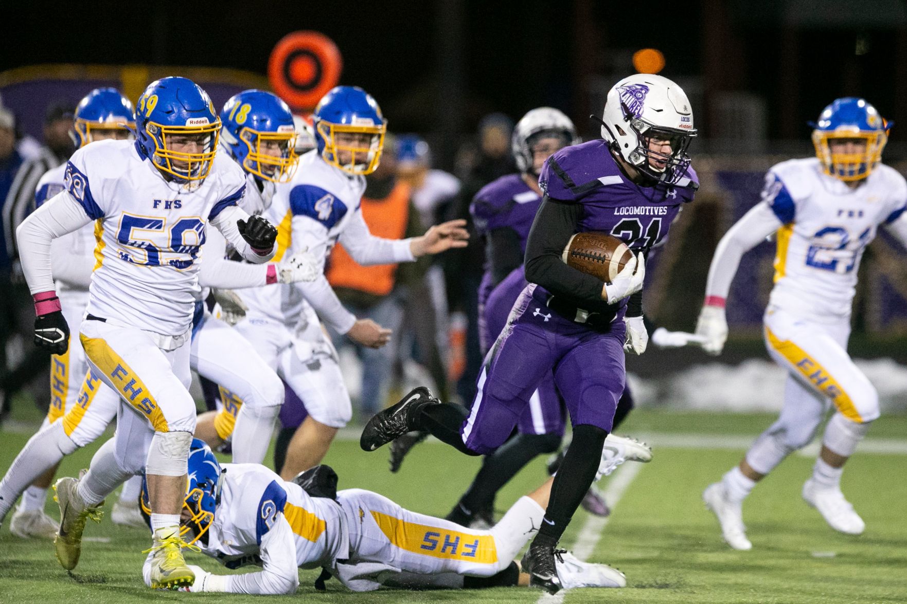 Laurel Locomotives host Lewistown